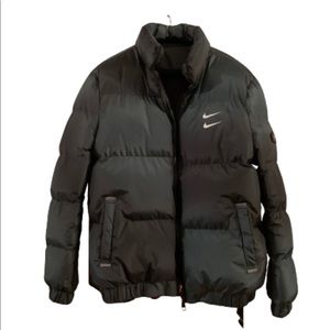 UNISEX NIKE PUFFER JACKET